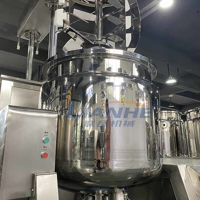 De Room van 5.5KW SUS304 Kosmetische het Mengen zich Machine, Duurzame Vacuümmixerhomogenisator