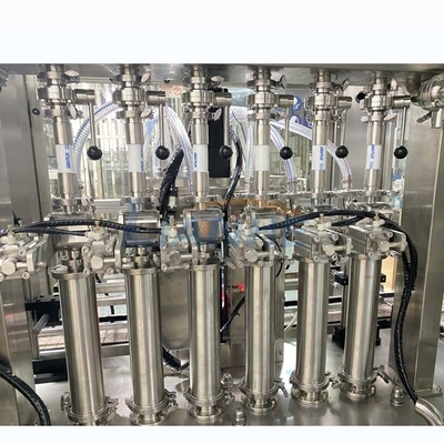 SUS316L het Flessenvullenmachine Automatische 0.5-0.7Mpa van de watershampoo