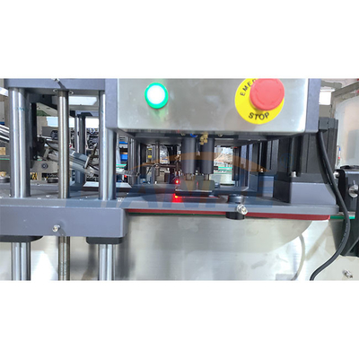 Enige Roestvrije PLC van de Pijp380v Vloeibare Vullende Machine Controle